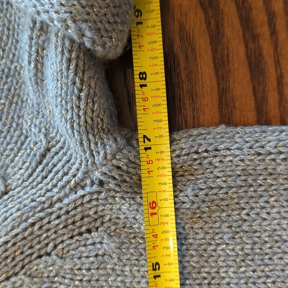 Banana Republic gray/gold metallic crew neck sweater, short-sleeves, small - Picture 6 of 7